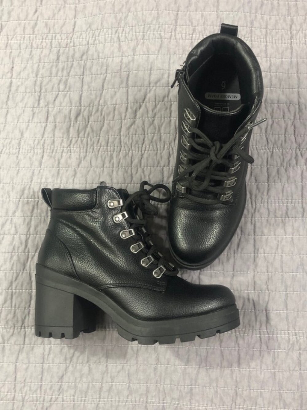 Y2K No Bo Boots Women 6 Black Chunky Moto Ankle Lace Up Combat Heel Memory Foam